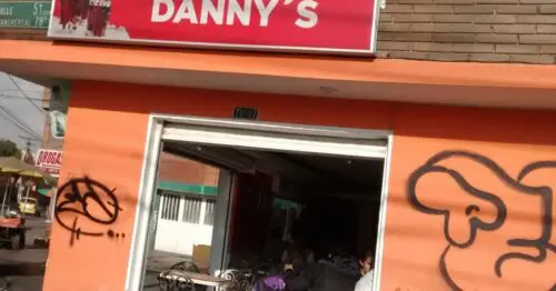 PANADERIA Y CAFEETERIA DANNYS BOGOTÁ PANADERIA Y CAFEETERIA DANNYS BOGOTÁ